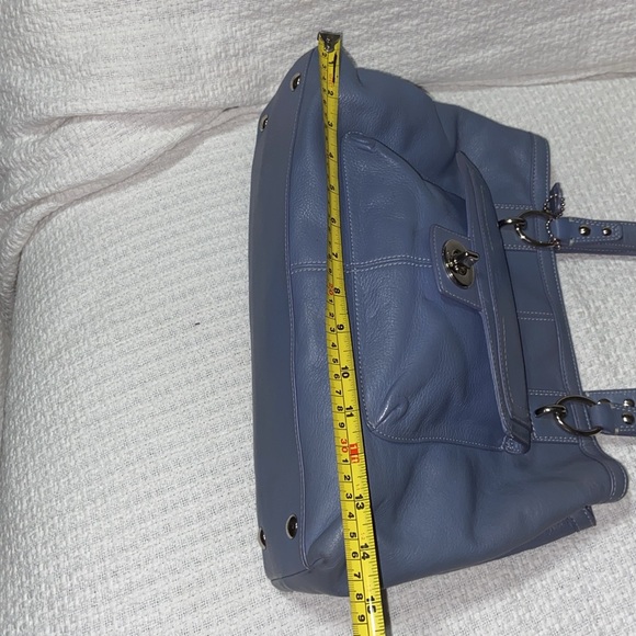 Coach F19044 Penelope shoulder bag - Picture 10 of 16